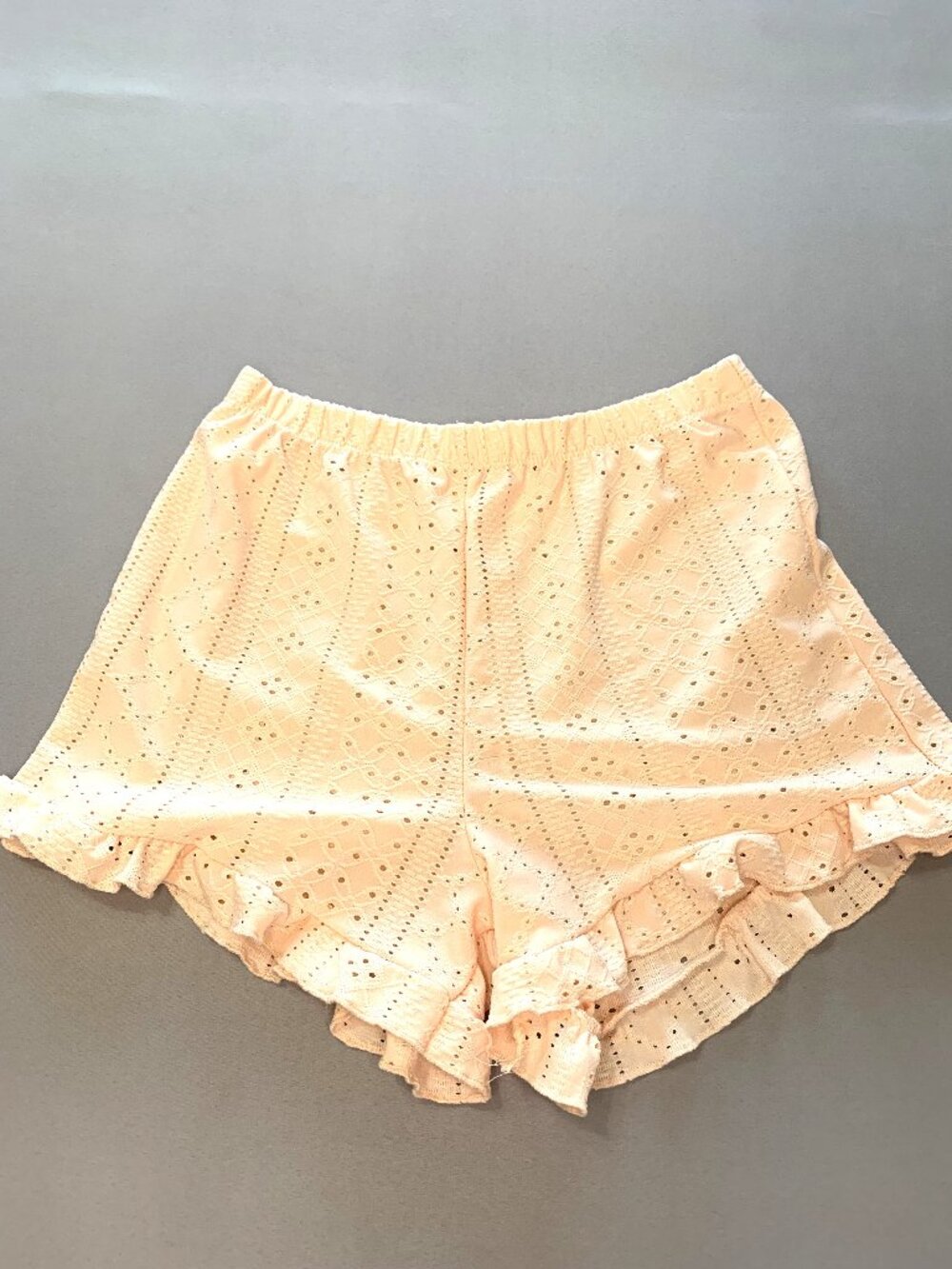 Never Worn Peach Women Pajamas Shorts Sleeves Top/Shorts Ruffles Size S - Picture 3 of 11